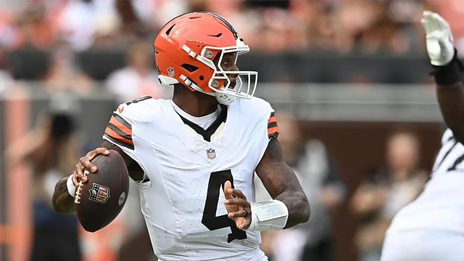 Deshaun Watson Confronts Fan Backlash and Quarterback Competition After Underwhelming Performance